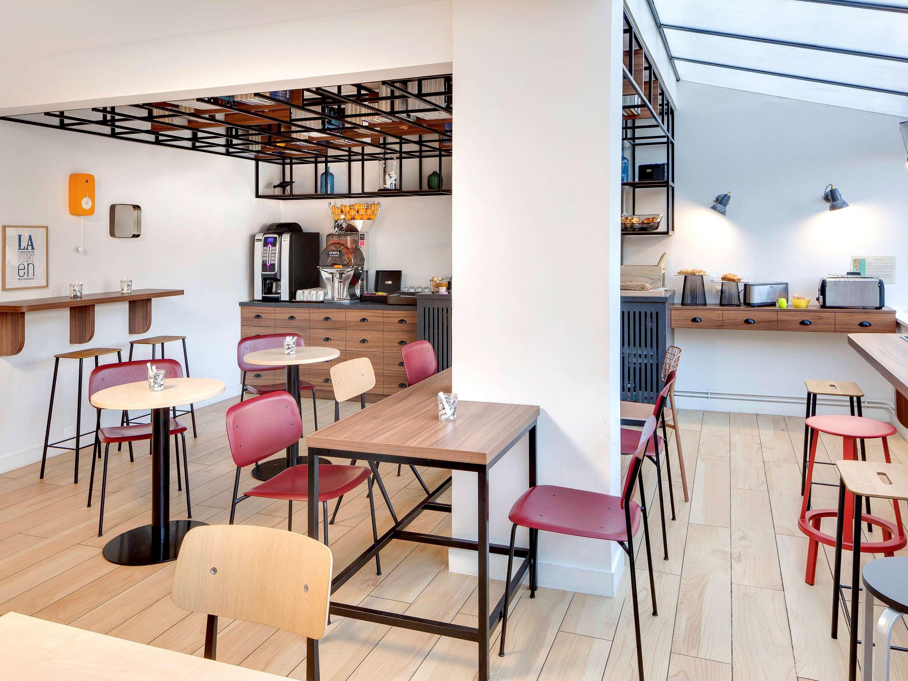 Hotel Ibis Styles Clermont-Ferrand Gare Exterior foto